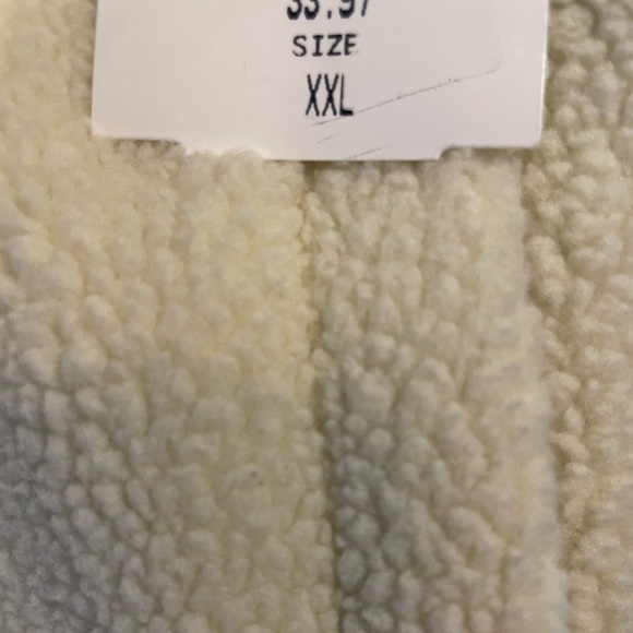 𝅺NN07 NIL 3441 RELAXED FLEECE VEST in cream - Picture 14 of 14
